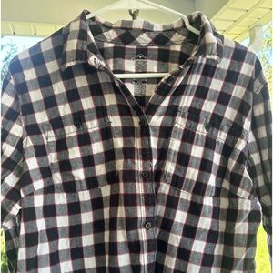 St. John’s Bay unisex XL black white red flannel